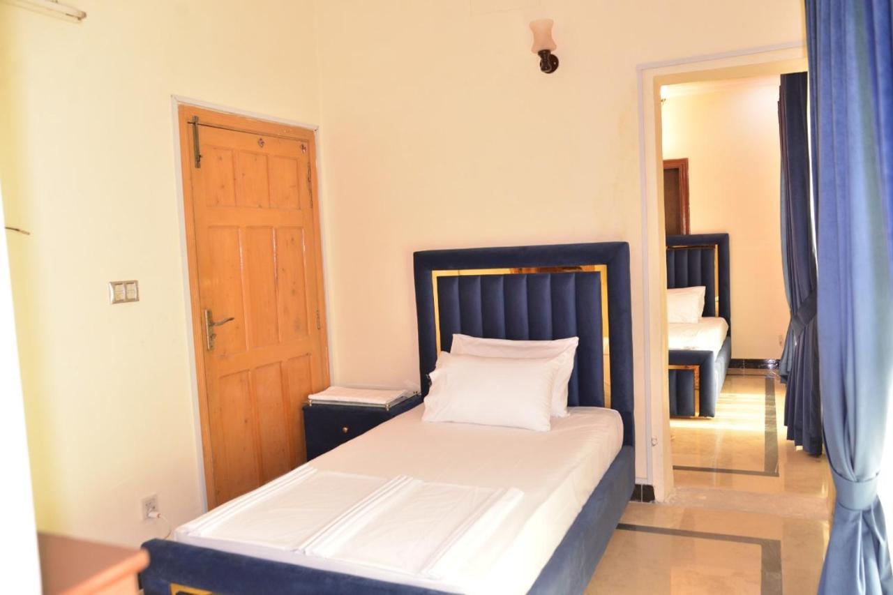 Redbury Guesthouse اسلام اباد المظهر الخارجي الصورة