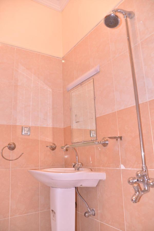 Redbury Guesthouse اسلام اباد المظهر الخارجي الصورة