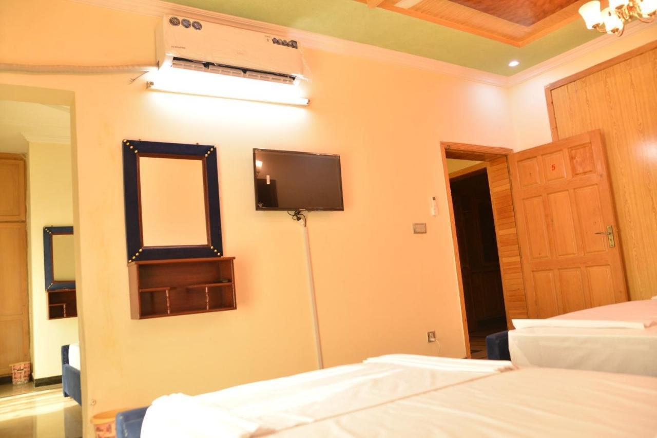 Redbury Guesthouse اسلام اباد المظهر الخارجي الصورة