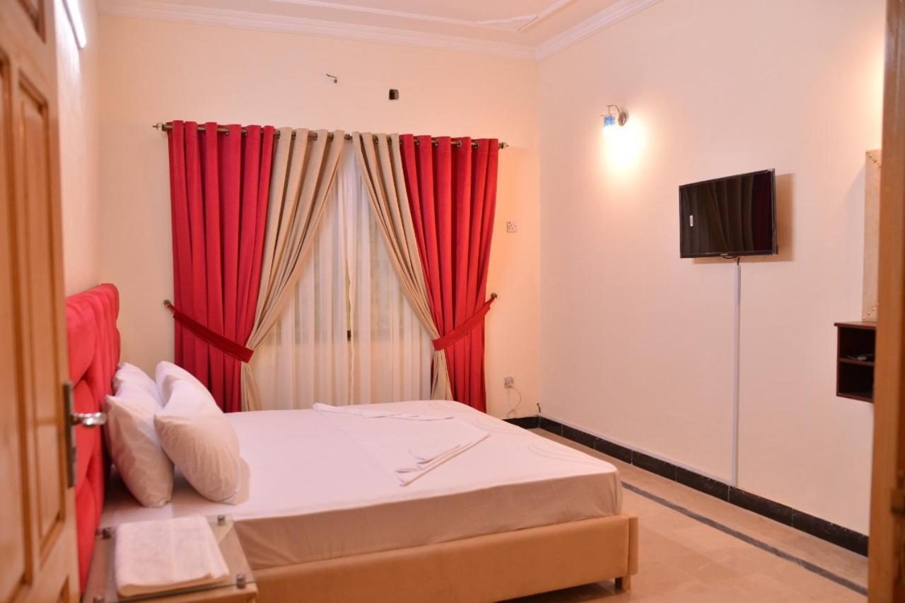 Redbury Guesthouse اسلام اباد المظهر الخارجي الصورة