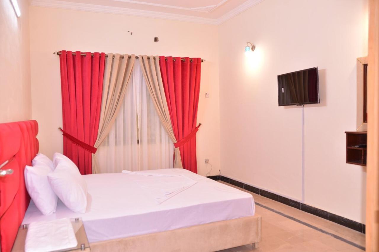 Redbury Guesthouse اسلام اباد المظهر الخارجي الصورة
