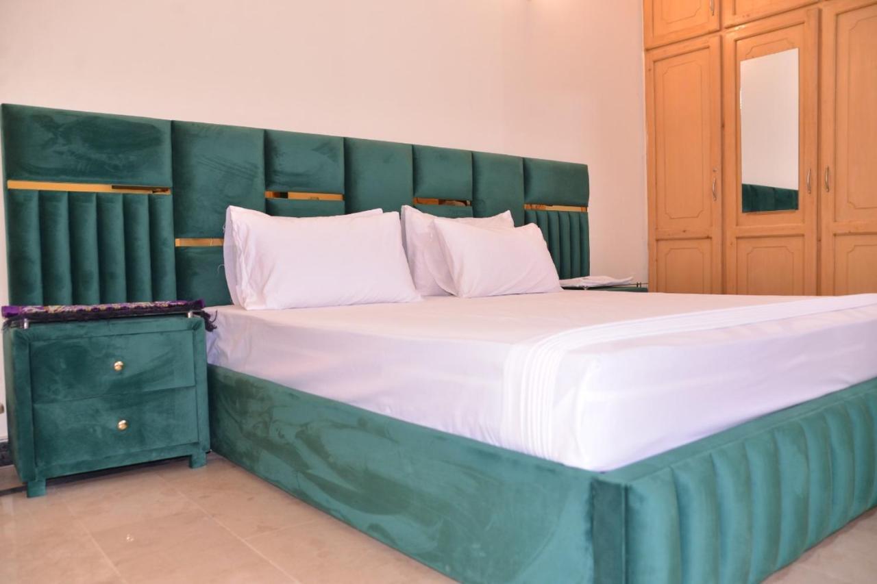 Redbury Guesthouse اسلام اباد المظهر الخارجي الصورة